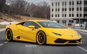 Lamborghini Huracan LP610-4 on Strasse Wheels (SV1 Deep Concave FS)